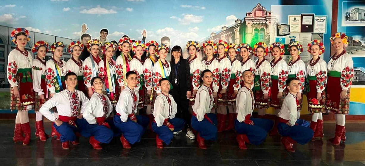 Зразковий хореографічний ансамбль "Балтська зірочка"