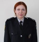  Дільничний офіцер Вікторія Кравченко уповноважена формувати і передавати справи про нетяжкі злочини відразу до суду.