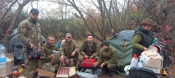 Наші захисники з допомогою, яку надіслала Балтська громада