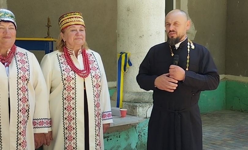 Отець Андрій Сирко