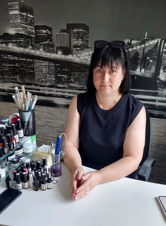Пані Ковальова за робочим столом
