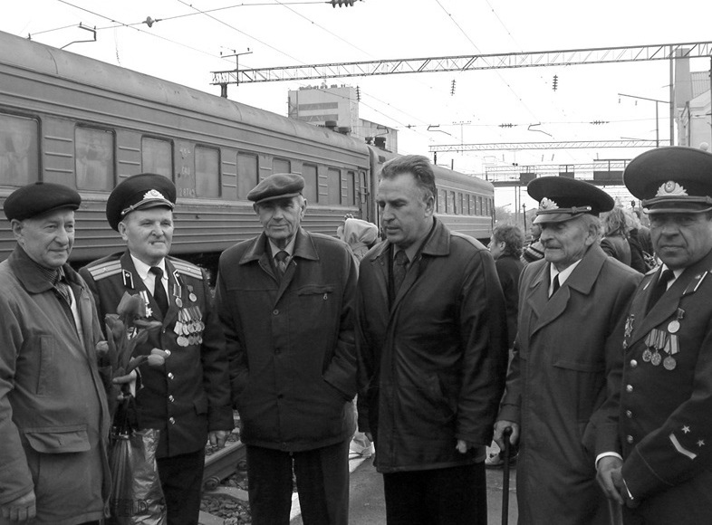 Рада ветеранів Кодимщини зустрічає сина загиблого солдата