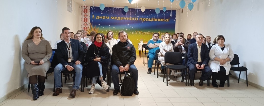 В актовому залі укриття в лікарні