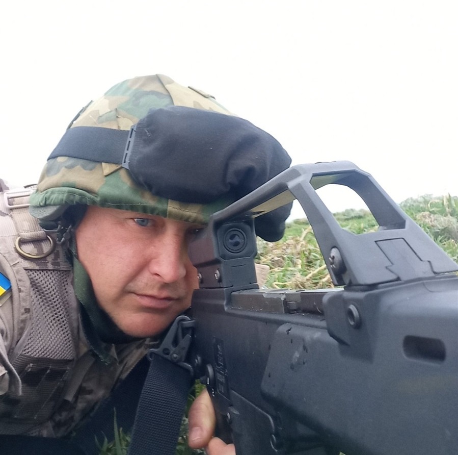 Іван зі своїм ручним кулеметом