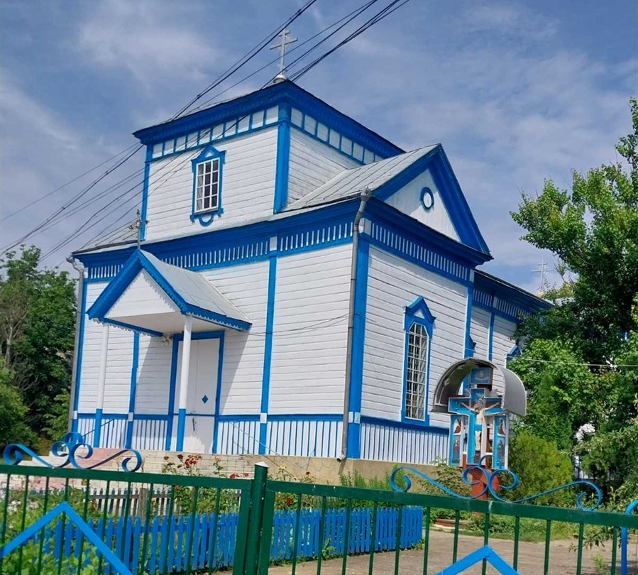 Цій церкві 120 років