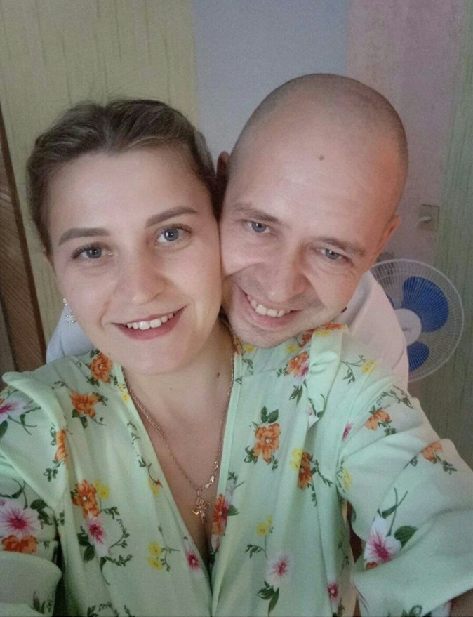 Максим з дружиною Оксаною