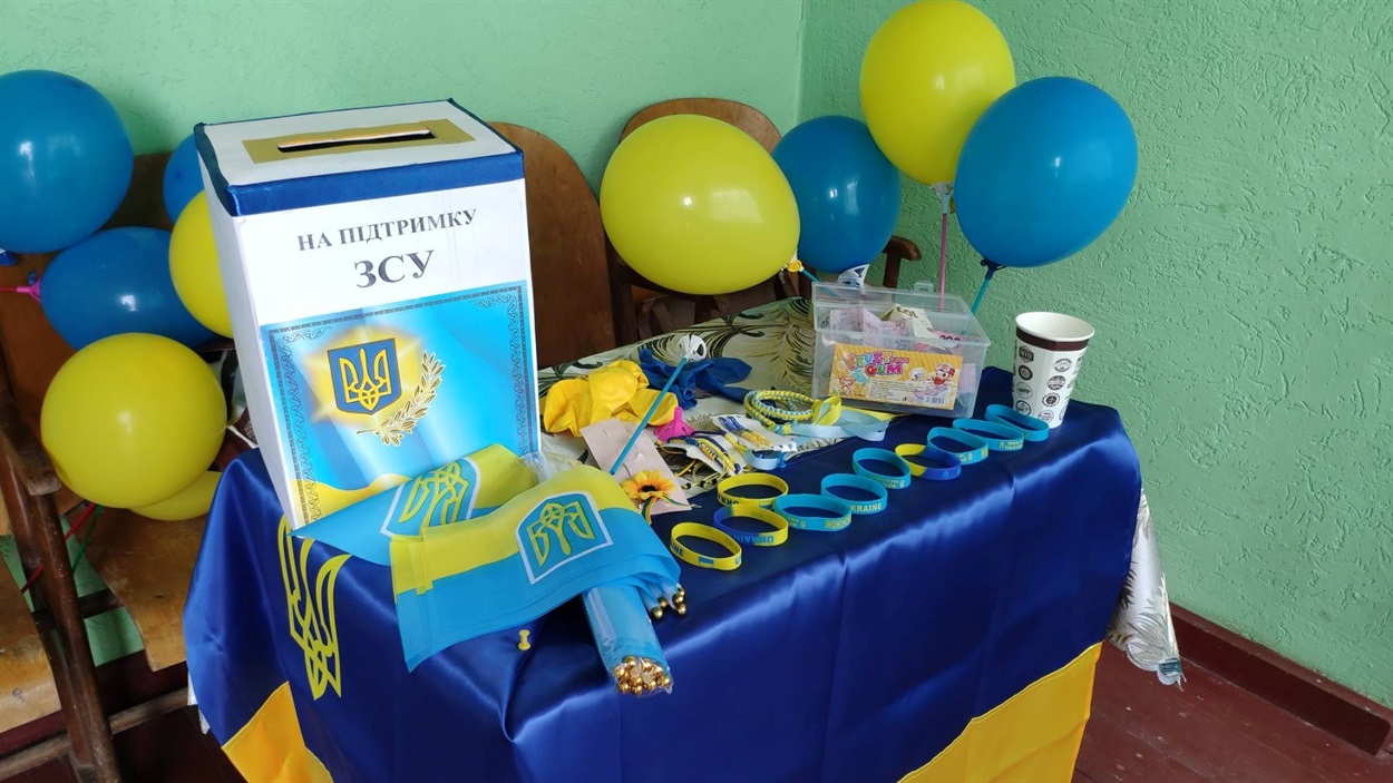 На благодійному ярмарку на підтримку ЗСУ