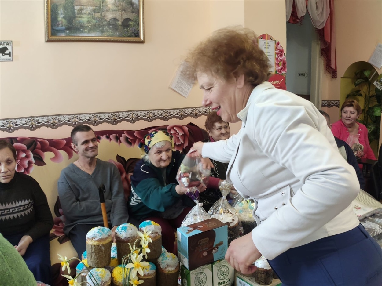 Святкування Великодня у притулку