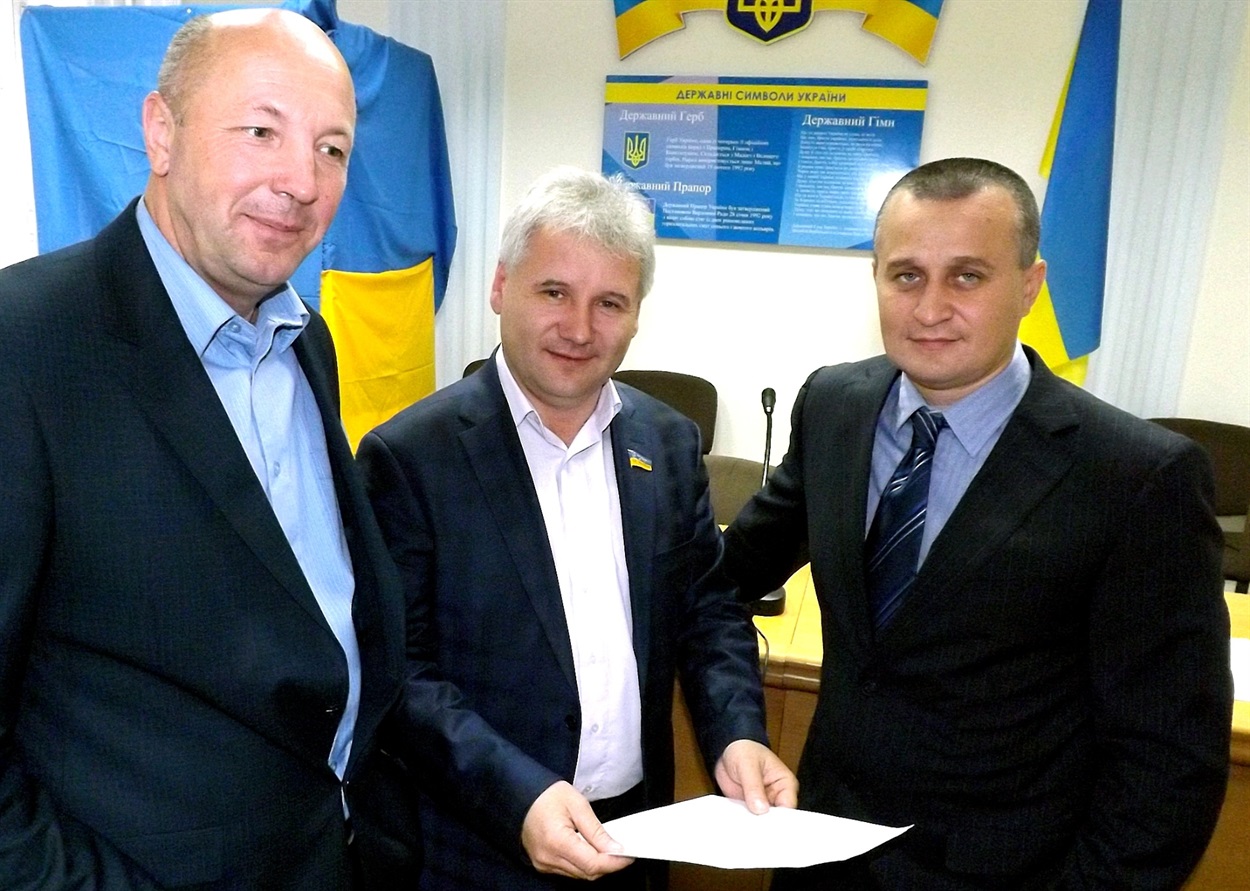 Депутати Одеської обласної рад Олександр  Бондаренко,  Анатолій Артеменко та Руслан Табунщик (ліворуч-праворуч)