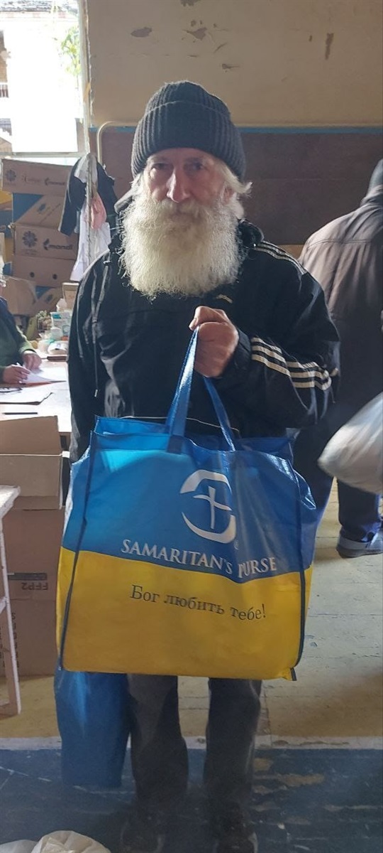 З допомогою від волонтерів