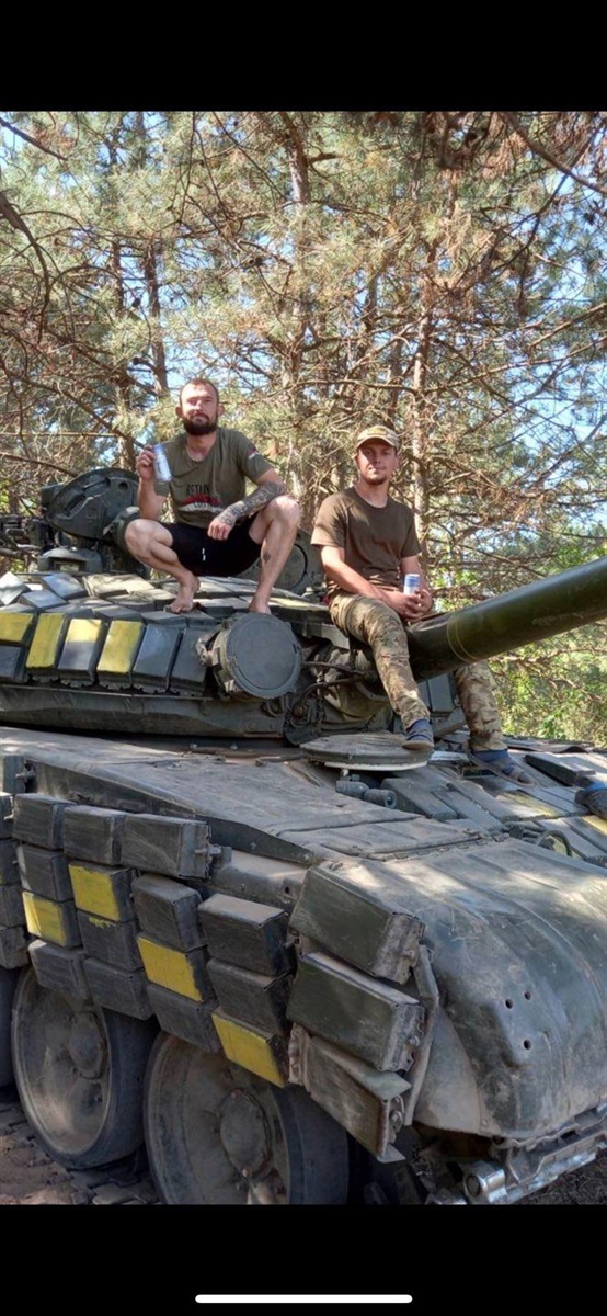 На трофейному танку