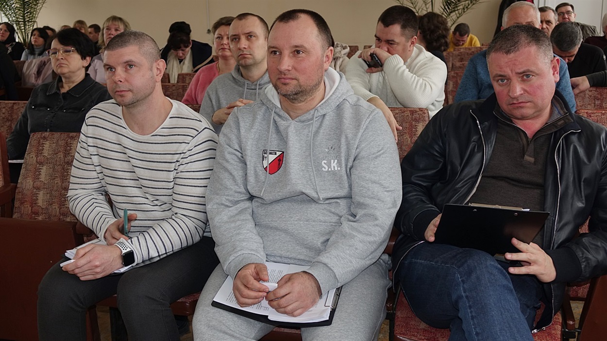 Під час виконання депутатських  обов’язків 
