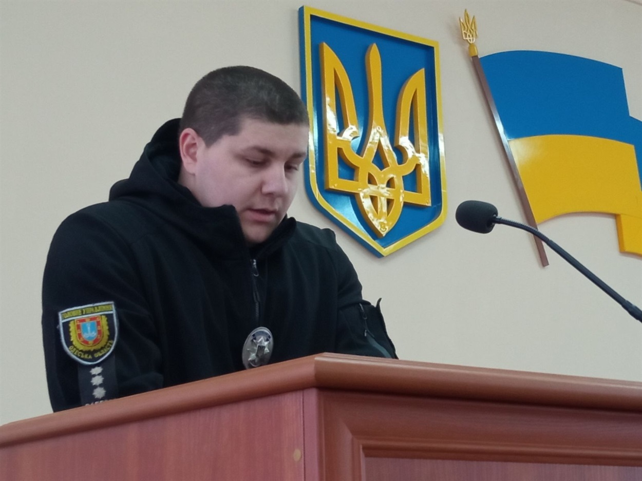 Полійейський офіцер громади Денис Бершадський