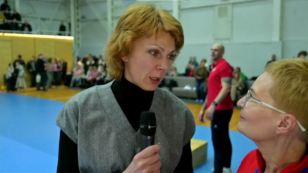 Юлія Буєва  - представниця  Міністерства молоді та спорту України, майстер спорту України з волейболу, учасниця літніх Олімпійських ігор 1996 року